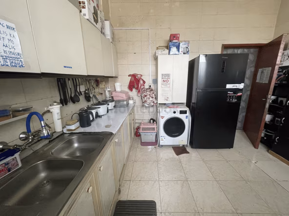 Bed Space in Rashidiya, Dubai & Partition Rooms for Monthly Rent