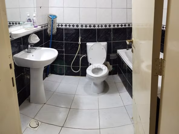 Bed Space & Partition for Rent in Sharjah