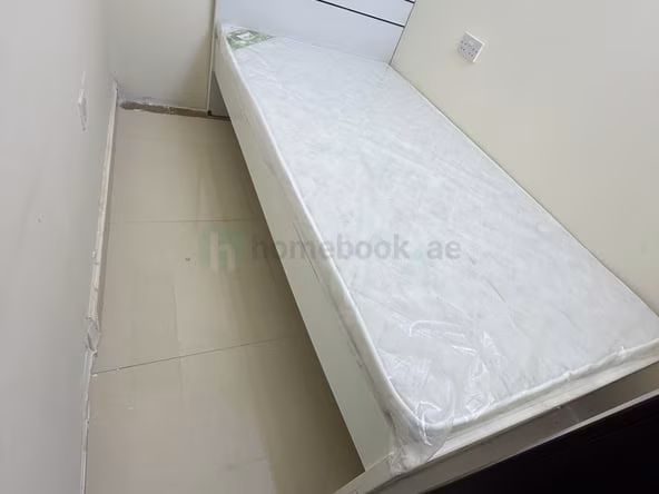 Bed Space & Partition in Al Hamriya