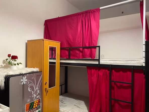 Bed Space & Partition in Al Qusais