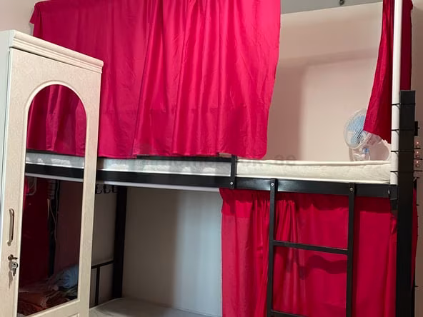 Bed Space & Partition in Al Qusais