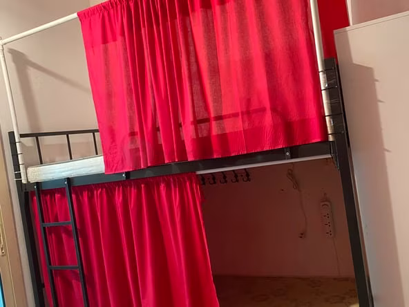 Bed Space & Partition in Al Qusais