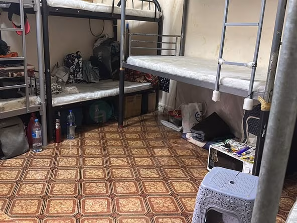 Bed Space & Partition in Al Raffa
