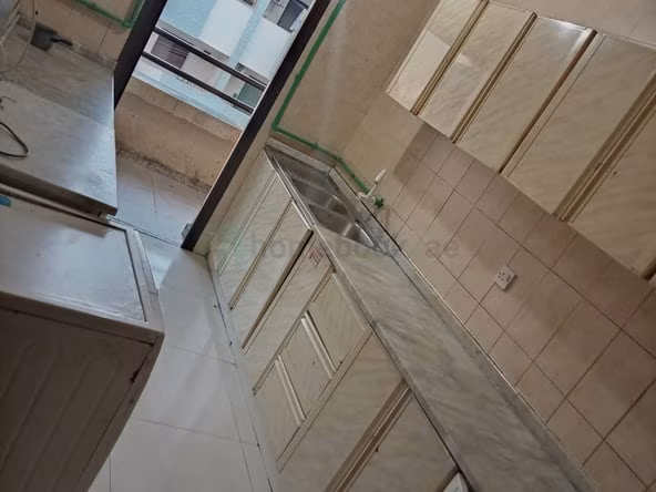 Bed Space & Partition in Al Fahidi