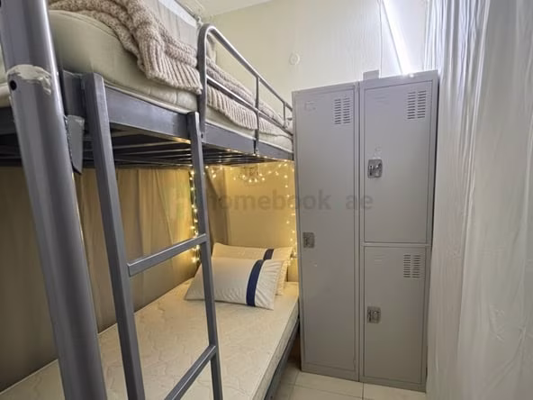 Bed Space & Partition in Al Muraqqabat