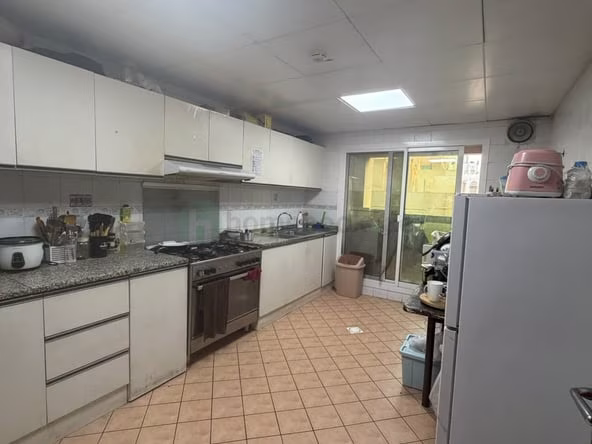 Room for Rent in Al Fahidi