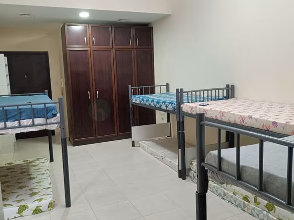 Bed Space & Partition in Dubai Investment Park (DIP)