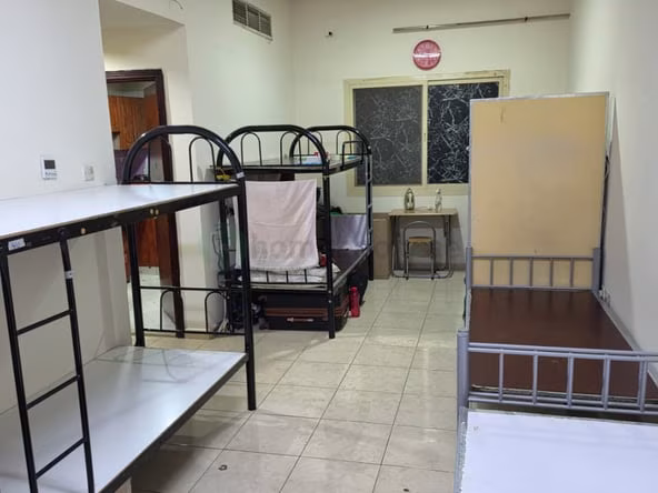 Bed Space & Partition for Rent in Al Muteena, Deira