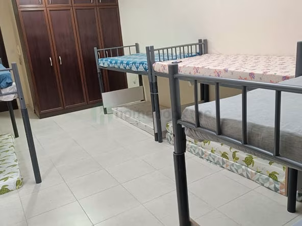 Bed Space & Partition in Dubai Investment Park (DIP)