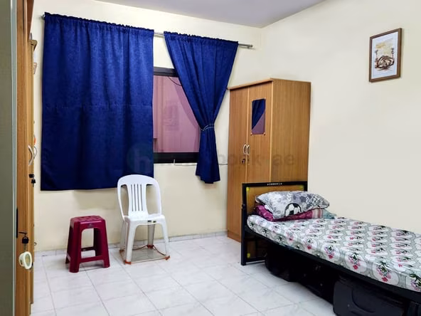 Bed Space & Partition in Al Hamriya