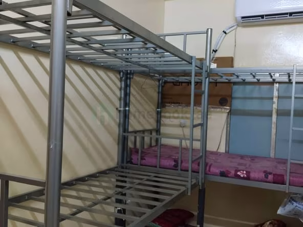 Bed Space and Partition in Hor Al Anz, Dubai, for Monthly Rent