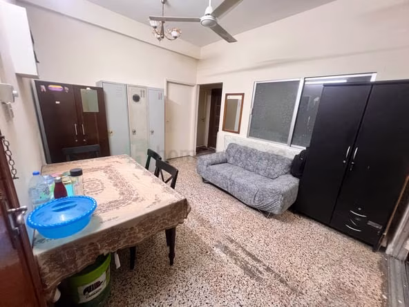 Bed Space & Partition in Al Fahidi
