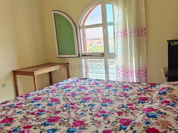 Room for Rent in International City