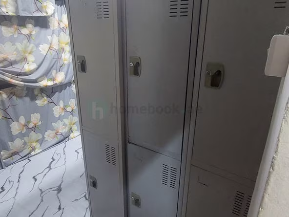 Bed Space and Partition in Hor Al Anz, Dubai, for Monthly Rent