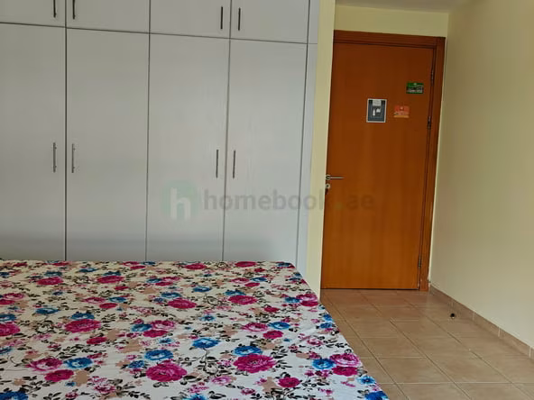 Room for Rent in International City