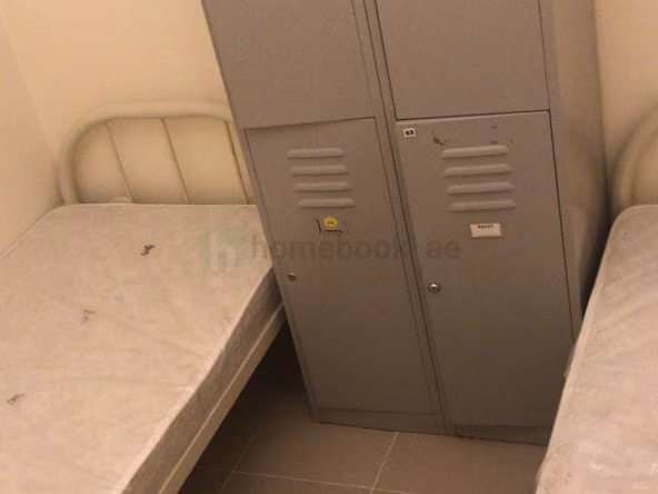 Bed Space in Al Quoz & Partitions for Monthly Rent