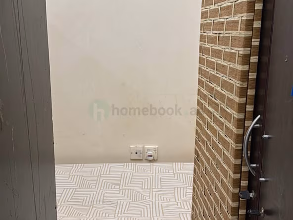 Bed Space in Al Quoz & Partitions for Monthly Rent