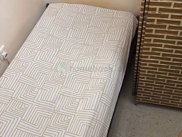 Bed Space in Al Quoz & Partitions for Monthly Rent