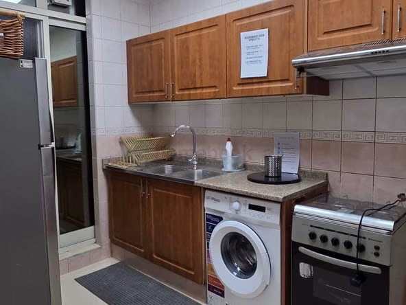 Bed Space & Partition in Al Hamriya
