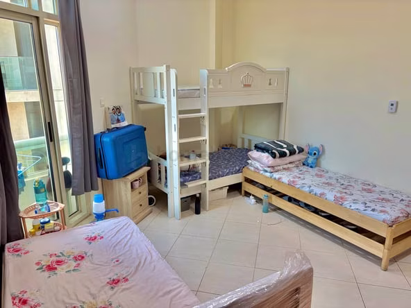 Bed Space & Partition in Al Hamriya