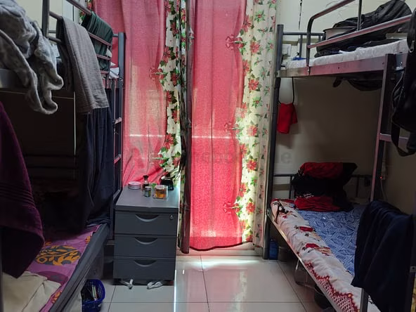 Bed Space & Partition in Al Hamriya