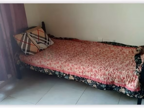 Bed Space & Partition in Al Raffa
