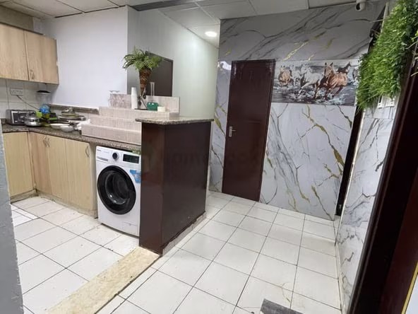 Bed Space & Partition in International City