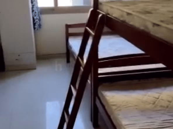 Bed Space & Partition in Al Hamriya