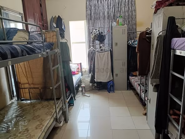 Bed Space & Partition in Al Murar