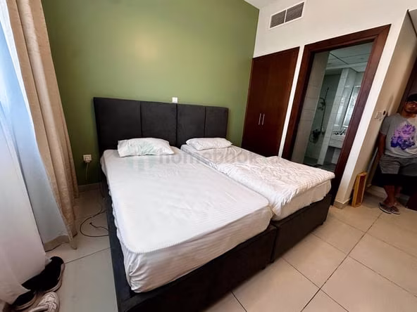Room for Rent in Sheikh Zayed Road