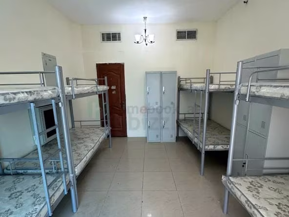Bed Space & Partition in Al Satwa