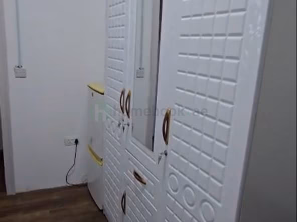 Bed Space & Partition in Sheikh Zayed Road