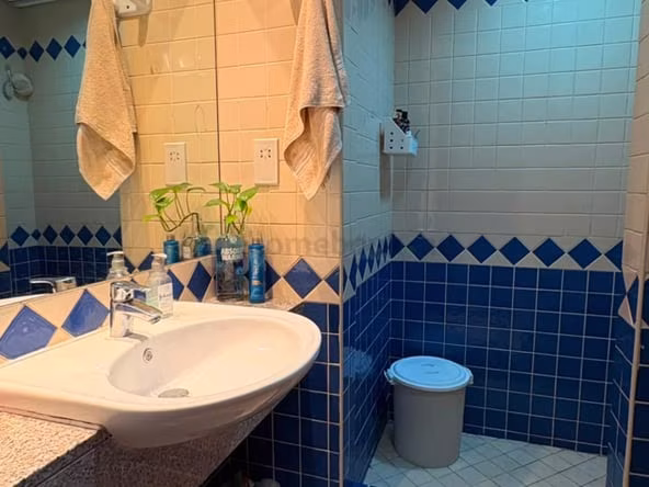 Room for Rent in Al Raffa