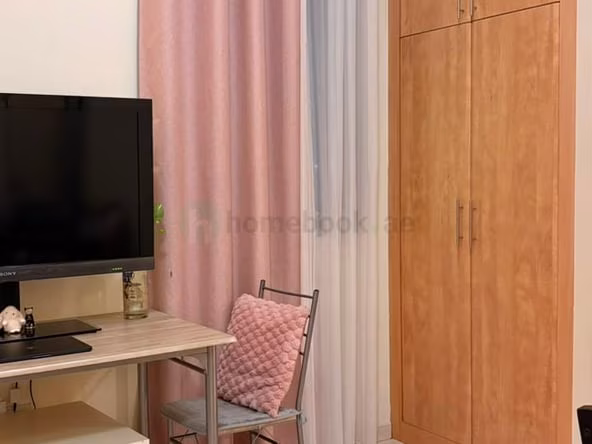Room for Rent in Al Raffa