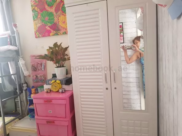 Bed Space & Partition in Sheikh Zayed Road