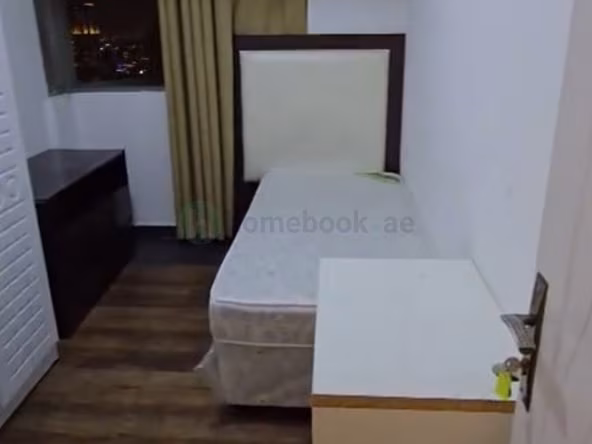 Bed Space & Partition in Sheikh Zayed Road