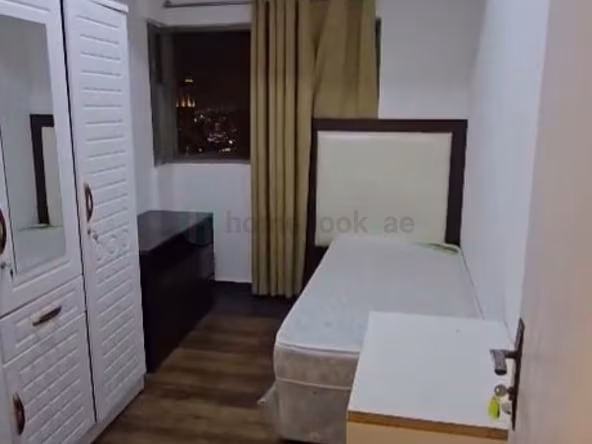 Bed Space & Partition in Sheikh Zayed Road
