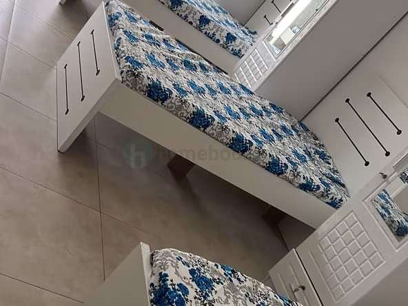 Bed Space and Partition in Al Rigga