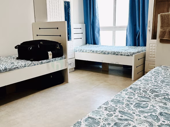 Bed Space and Partition in Al Rigga