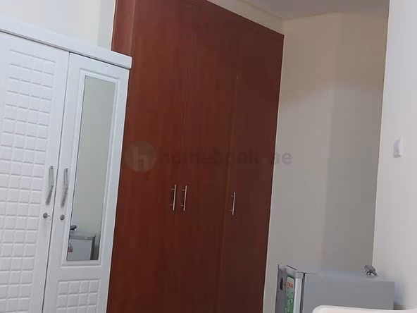 Bed Space in Jumeirah Lake Towers (JLT)