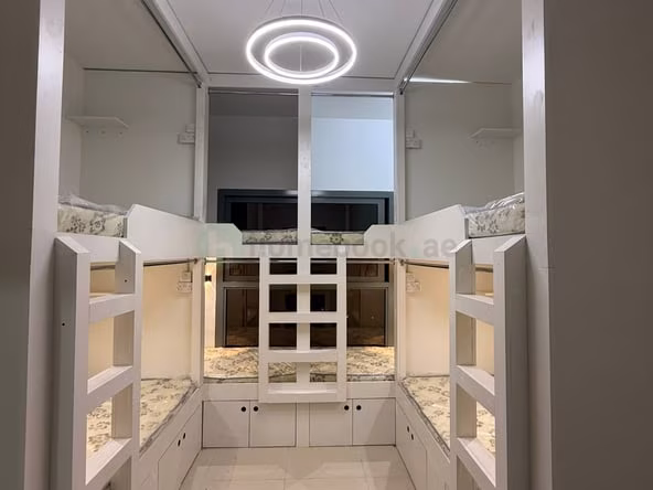 Bed Space in Al Jafiliya