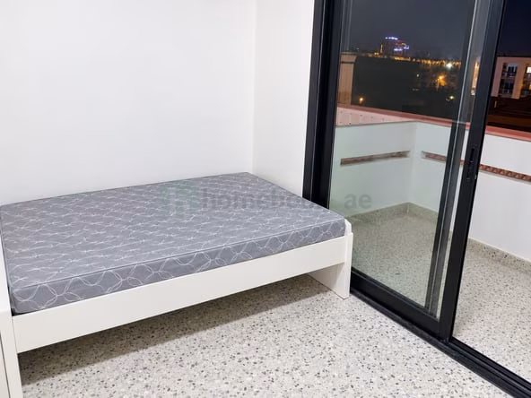 Bed Space & Partition in Al Karama