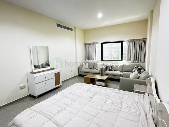 Room for Rent in Sheikh Zayed Road