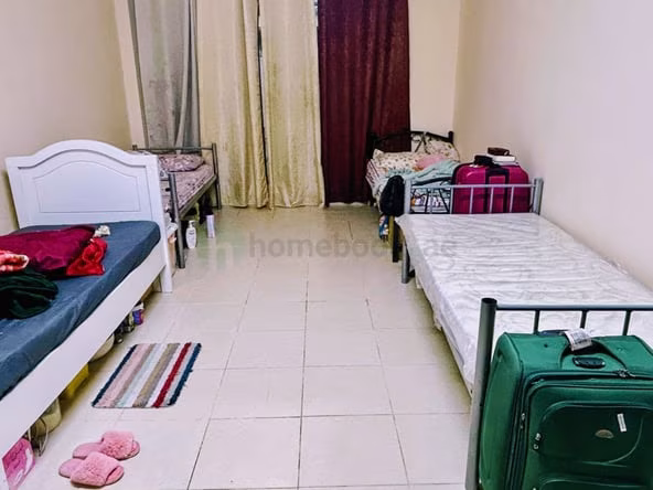 Bed Space & Partition in Al Karama