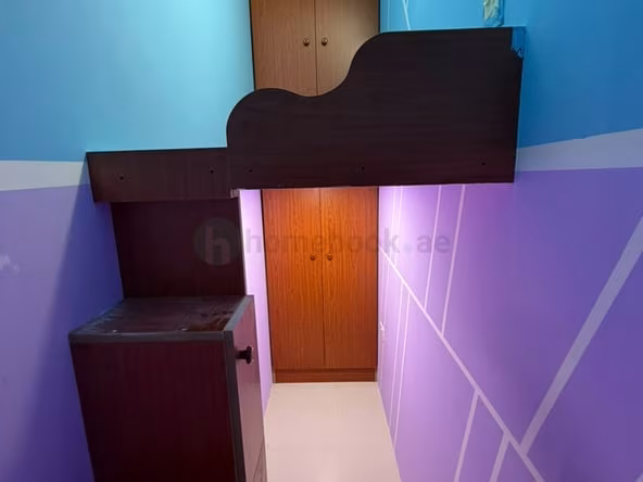 Bed Space & Partition in Al Satwa