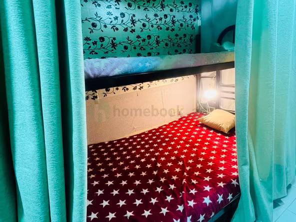 Bed Space & Partition in Al Satwa