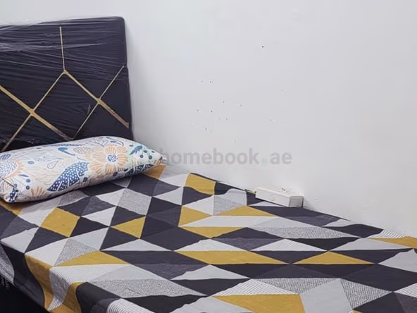 Bed Space & Partition in Al Karama