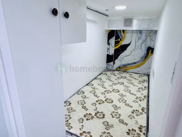 Partition in Bur Dubai