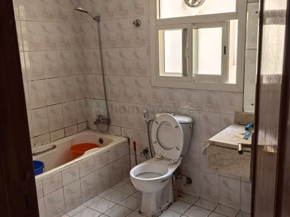 Bed Space & Partition in Al Karama