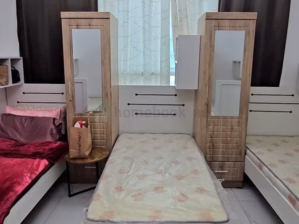 Bed Space & Partition in Al Satwa